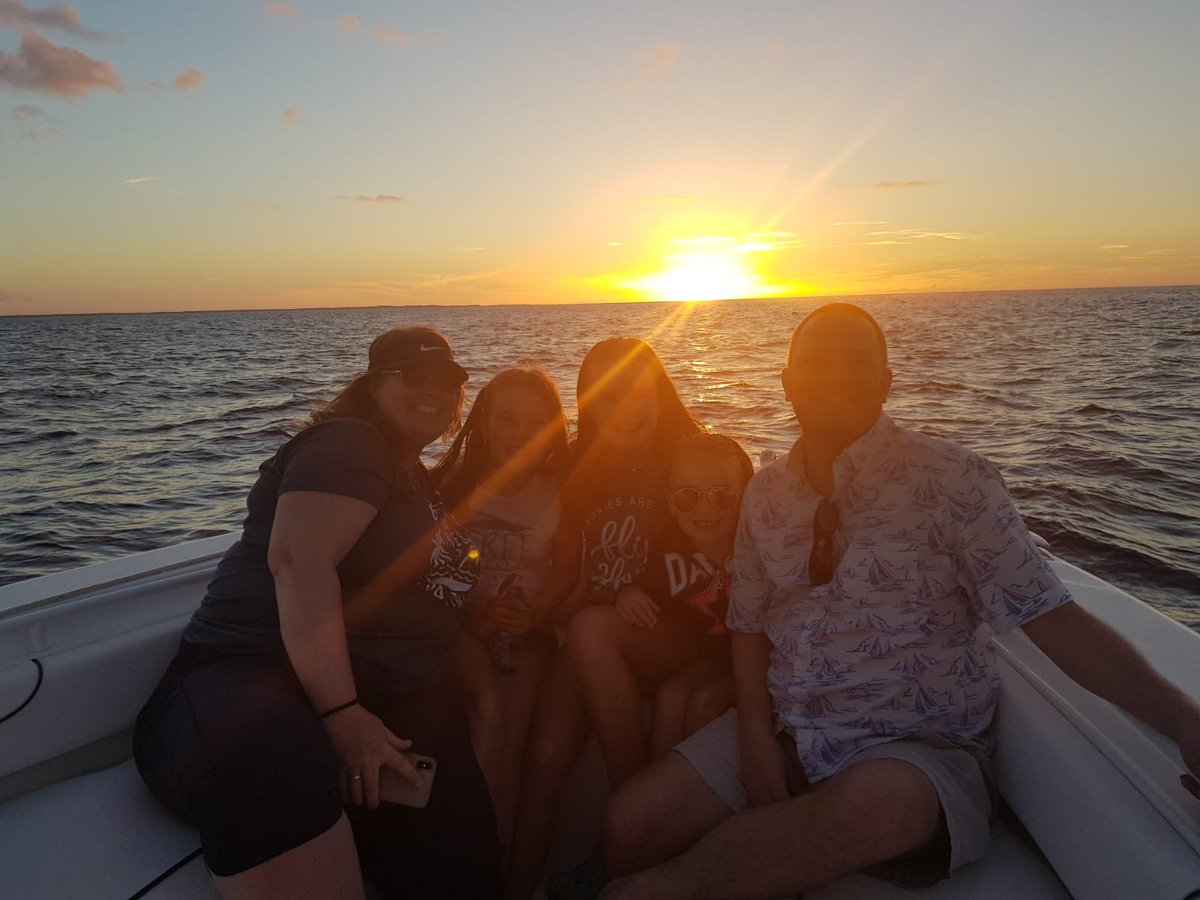 rankcreation's tweet photo. Start your day with adventure! 🌅🚤 Cruise through sunrise-lit blue waters and reel in big catches with 🎣 Boating, fishing, and unforgettable thrills await! Call +1 850-888-2388 or visit https://t.co/9LZ3u6ZVW7 to book your perfect escape. Life’s always better on the water! https://t.co/O5okAoVrv8