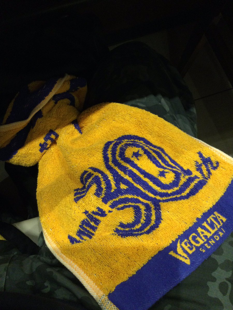 kumatakec's tweet photo. チケットは夫婦で一枚しかないですが岡山向かいます
現地でなんとかなるかもしれないし
なんともならなかったら1枚をシェアして交代で観ますw
こんなお祭りにじっとしてられないよ！

てなことで出発します！🚄

#ベガルタ仙台
#ファジアーノ岡山
#J1昇格プレーオフ決勝 https://t.co/yqMJNnEAl2