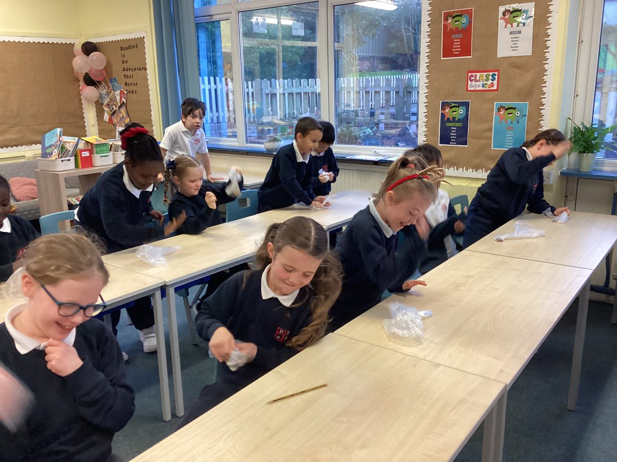 OLGHLiverpool's tweet photo. In #OLGHScience today, we investigated if rocks can be recycled. @anna_hep #OLGHy3 https://t.co/SWEH7GPsBh