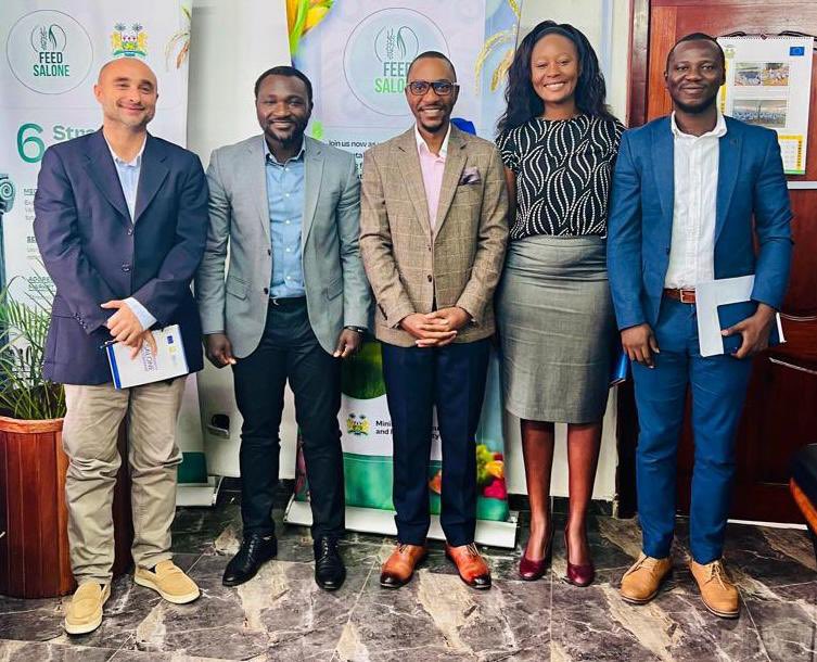 EUinSierraLeone's tweet photo. @UNCDF presented important achievements of the EU funded program “Salone Access to Finance” to the honorable Minister of Agriculture &amp; Food Security 🇸🇱 Dr. Henry Musa Kpaka yesterday. #accesstofinance #Eunasalone #Agriculture https://t.co/LCI7gCj4US