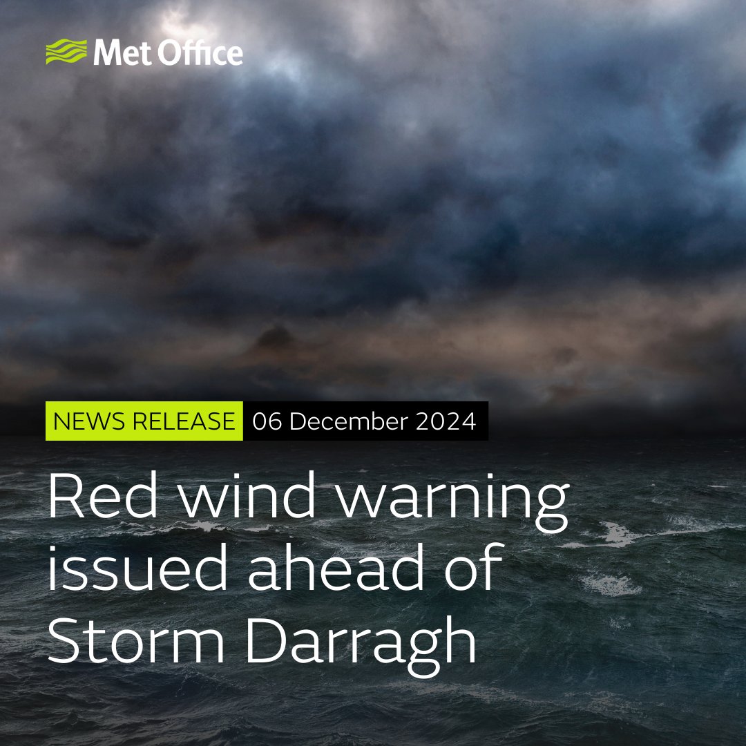metoffice's tweet image. A red wind warning for the west has been issued as Storm Darragh approaches the UK ⚠

bit.ly/3ZfZXnq

Stay #WeatherAware
#StormDarragh