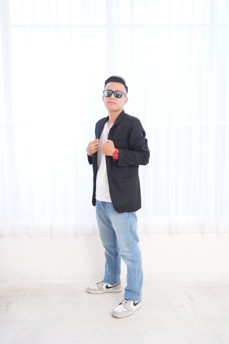 YudhiRises's tweet photo. ♠️♟️😎 https://t.co/e6rTWEmPfD