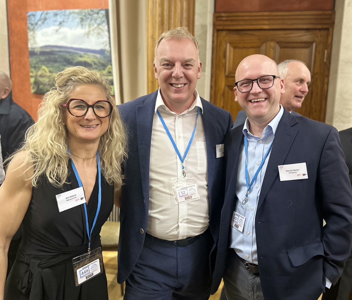 🌟 Great evening at the ADS Industry Annual Reception!

Last night, our Cluster Manager joined a group of industry leaders and organisations at Stormont’s Long Gallery. 

We’re so proud to be part of this vibrant and innovative industry!  
nispace.org
#NISPACE #Space