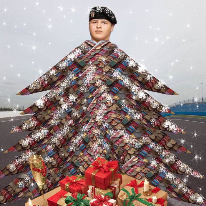 TOMKACCCP's tweet image. Как думаете... к Новому году нарядят полностью?
🎄🤔