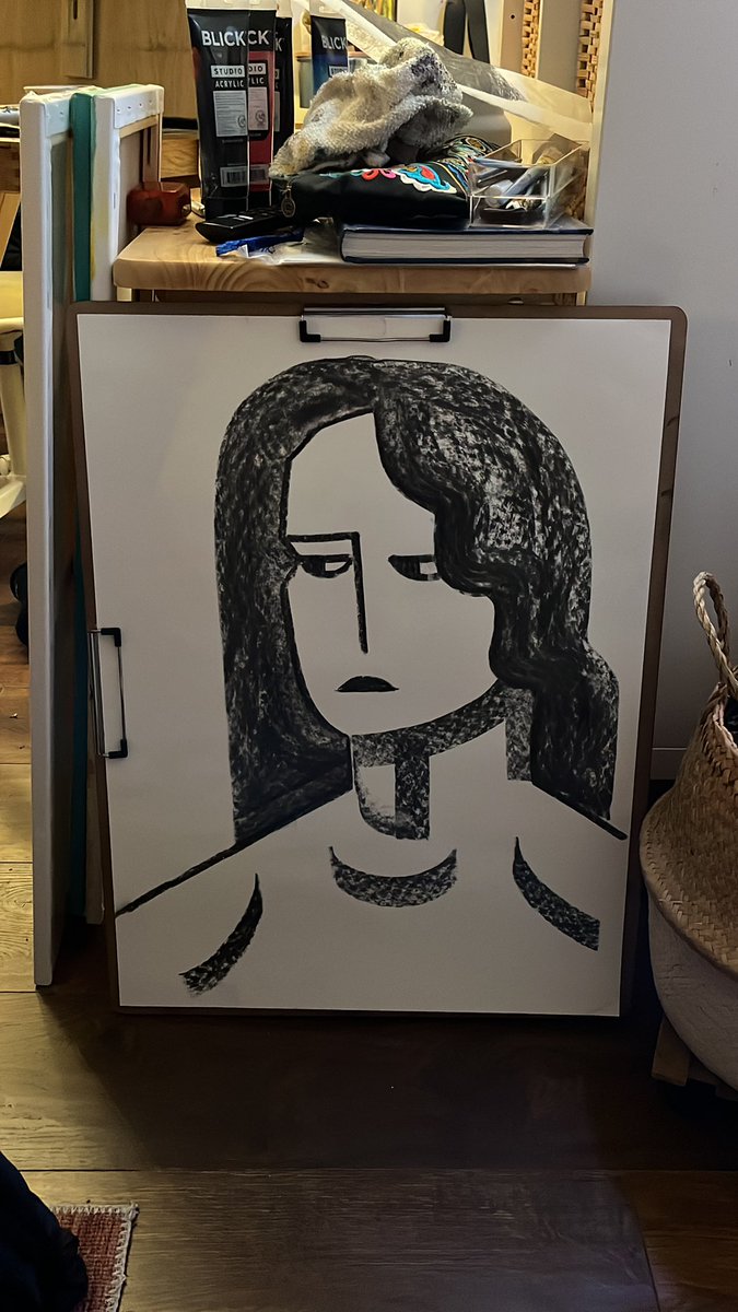 vivtsg's tweet photo. Drew this charcoal portrait for my class the other day #charcoaldrawing #drawing #artclass https://t.co/dMz9tpXGKK