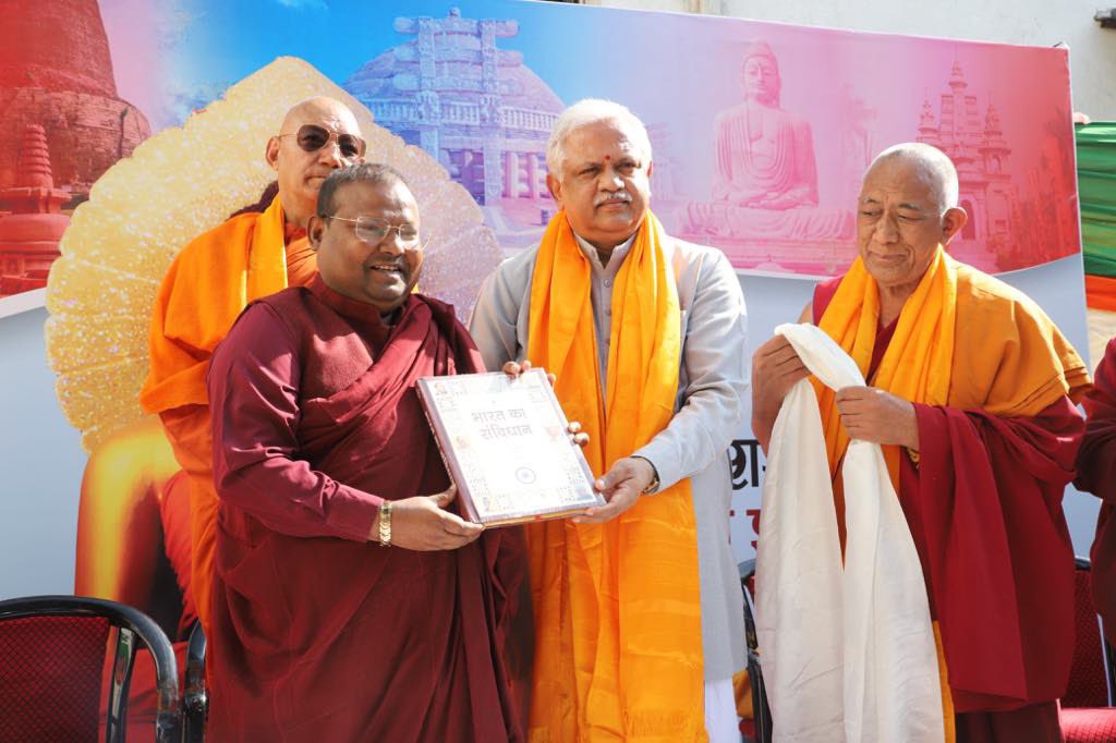 blsanthosh's tweet image. Participated in Bharat Ratna Sri Dr Babasaheb Ambedkar’s Maha Parinirvana Diwas programme at Sri @tarunchughbjp residence organised by @spmrfoundation . Many Venerable Bhikkus &amp;amp; Lamas , senior academicians &amp;amp; political workers were present .