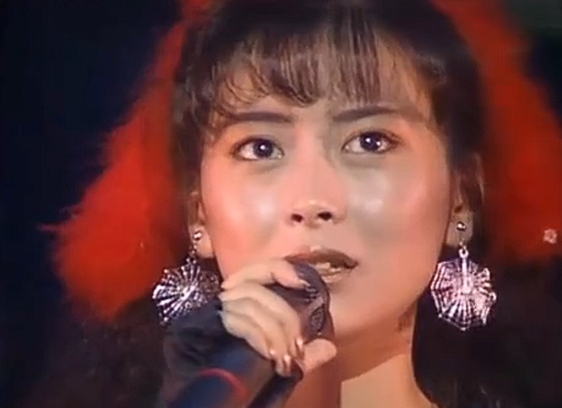 今日の業務中にふと目にした中山美穂さんの突然の訃報に驚きと悲しみを