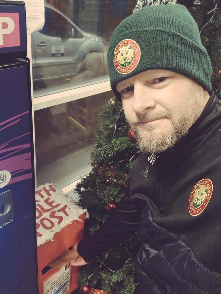 🎅 ✉️ There's only a few days left to order your letter from Santa! Either post your letter to Santa at the post box in the Harrogate Hospital entrance, or click the link to submit your request! ✉️🎅 hhcc.co.uk/events/letters…