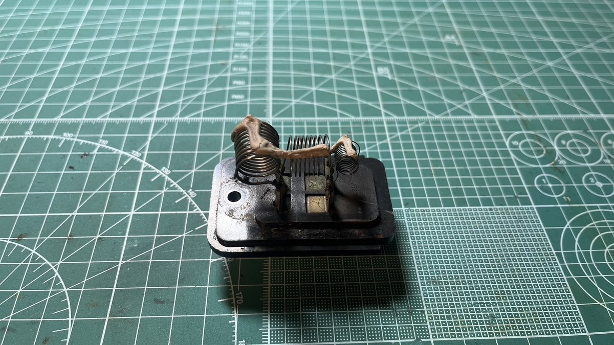 こやつのせいで風量1が使えなかったんすか…？
この灰色のなんだ⁇過去に何があったw