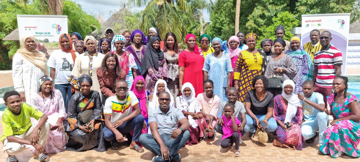 UKinSenegal's tweet photo. Les mutilations génitales féminines détruisent l’avenir des filles et sont une forme très grave de violence basée sur le genre. Via le Africa-Led Movement, 🇬🇧 soutient les activistes 🇸🇳 qui œuvrent pour mettre fin aux MGF. Au tour de @OimSenegal demain.

#Donya #StopVBG #16Days https://t.co/MvvguoZprl
