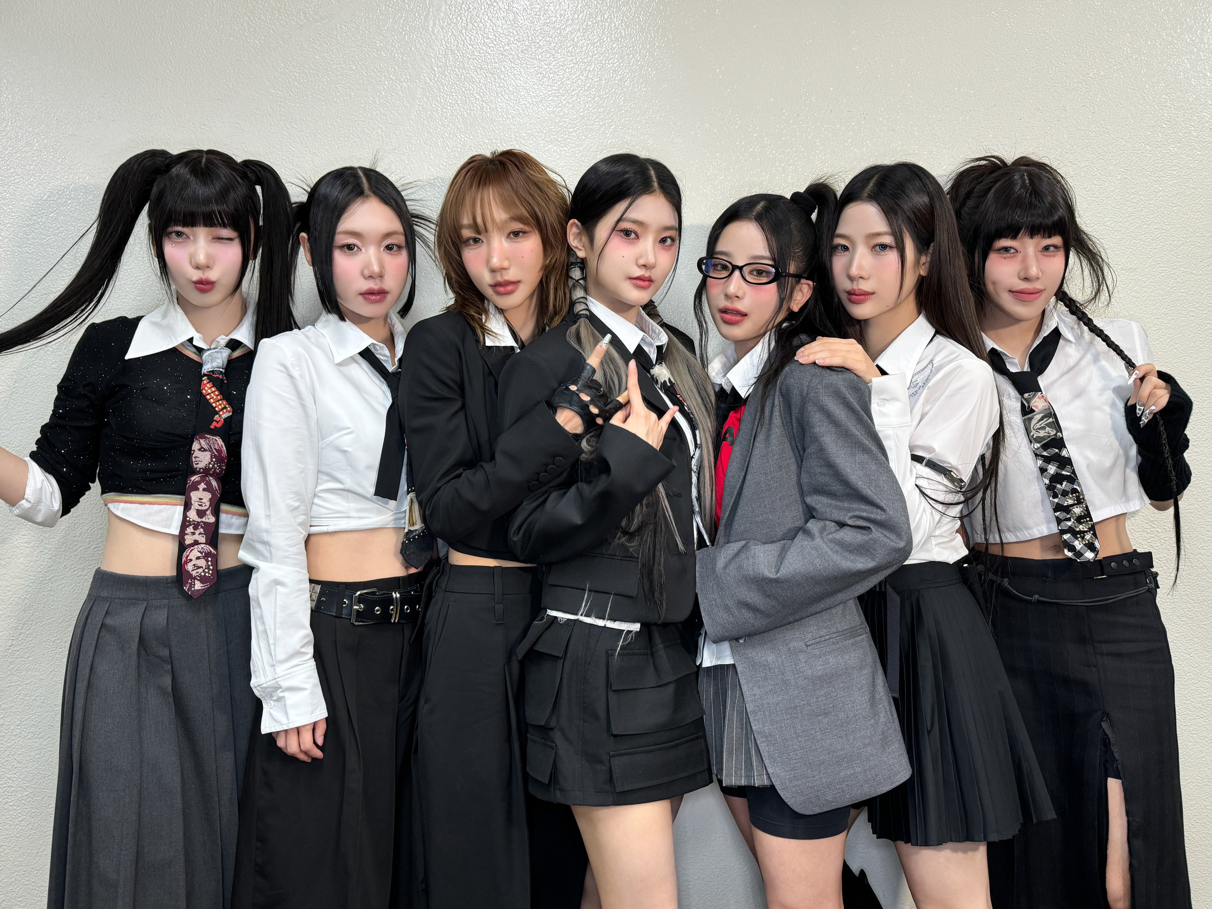 GeHLO2hakAAafUN?format=jpg&name=4096x4096