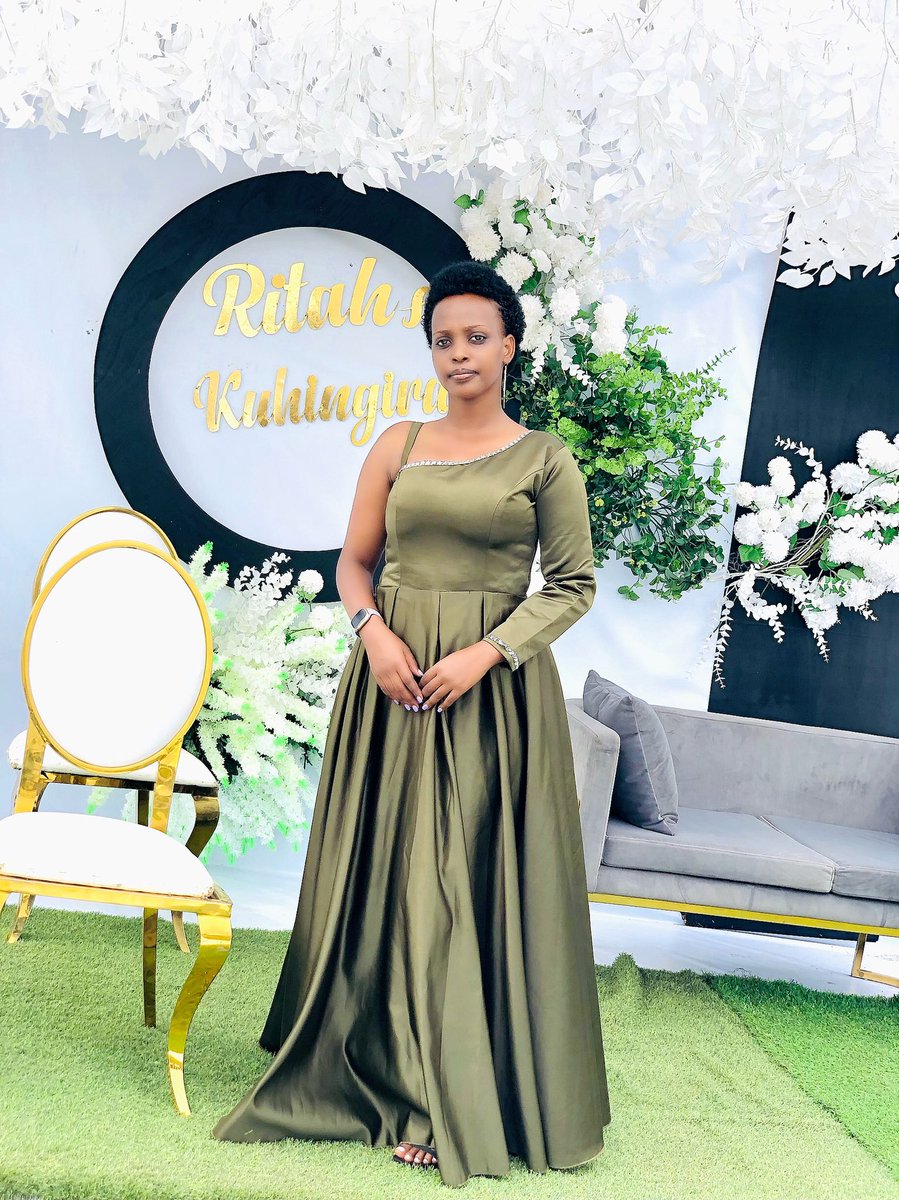 NanshemezaConn2's tweet photo. Saturdays are for enjoying congratulations my dear sister 💍♥️✨ https://t.co/XRrCK9wqdD
