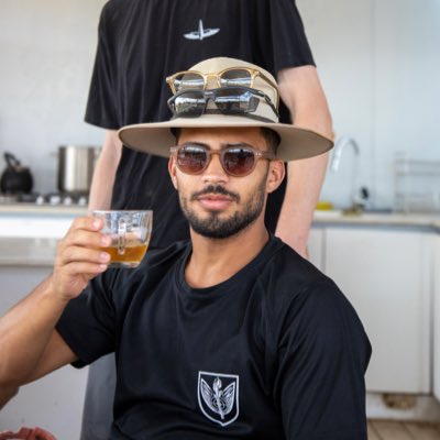 SelaShaked's tweet photo. #NewProfilePic https://t.co/ivv8Q1LhGy