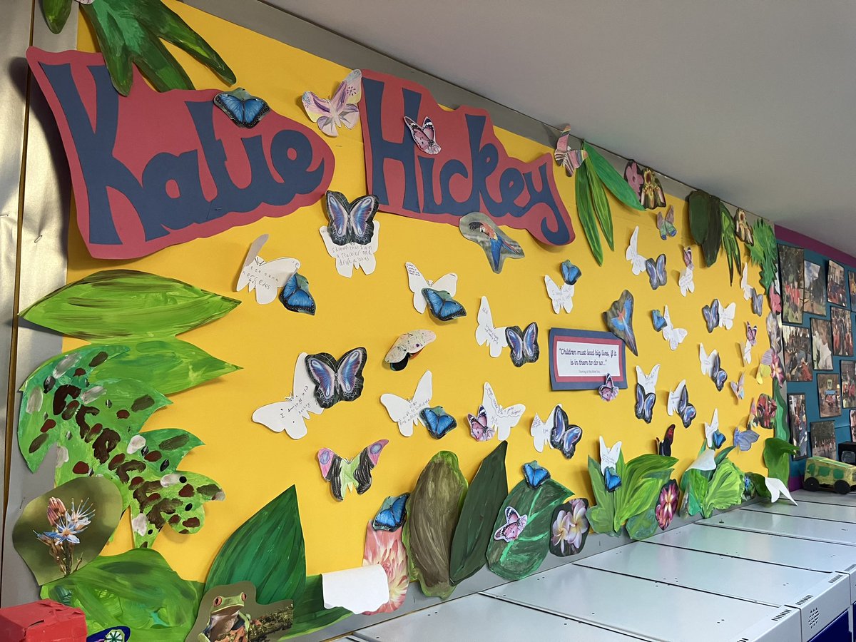 MstrATeacher's tweet photo. @katiehickey195 thank you for being a wonderful illustrator!  We have named one of our school teams after you this year.. ‘Team Katie Hickey’ are writing our own Christmas story next week - with our oldies (Year 6!) helping our youngest children (Reception).. 🎄🎄🎄 https://t.co/2dmnWgZHk6