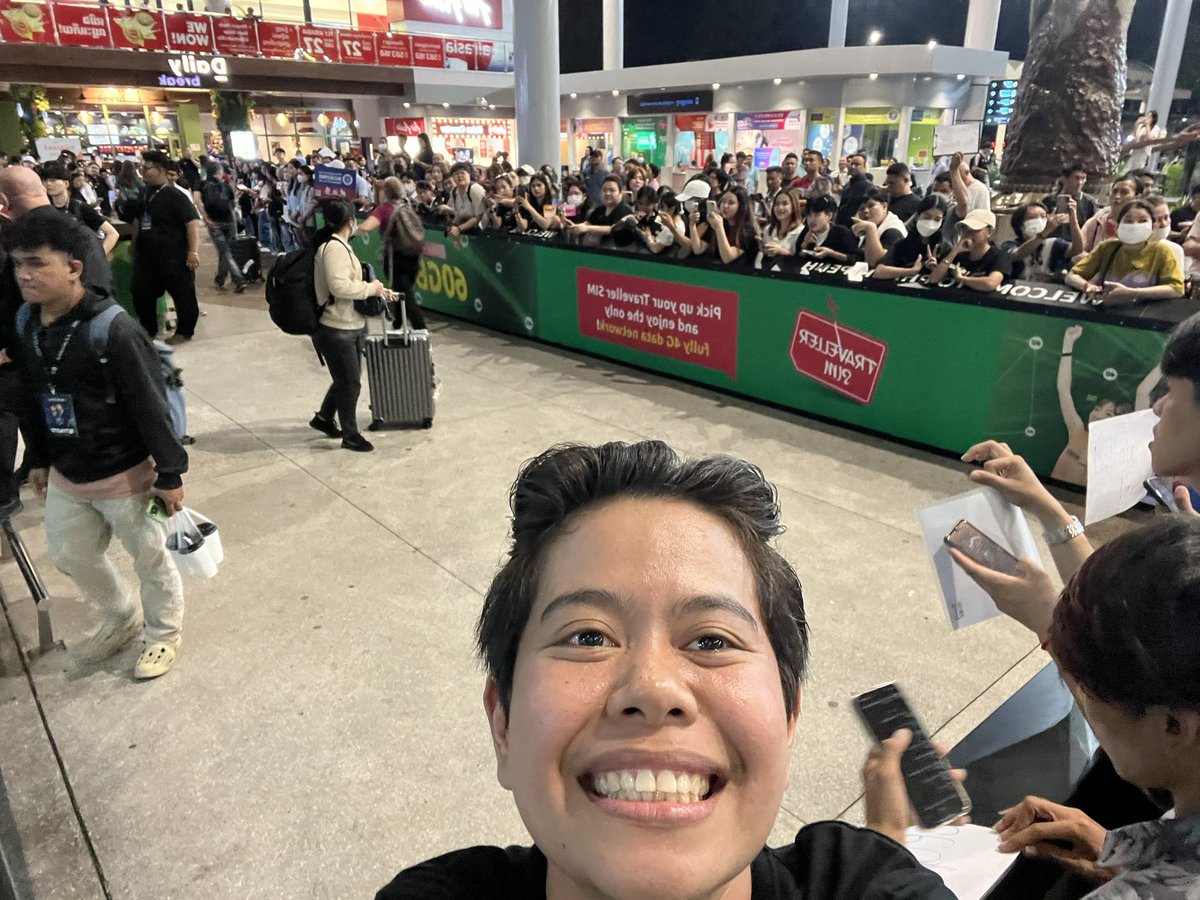 oldmelongay's tweet image. ไปอยู่ตรงไหนก้วุ่นวายเขาค่ะ

#2Us
#FayeYoko1stFMinPP
#FayeYoko2UsFMinCambodia
#FayeYoko