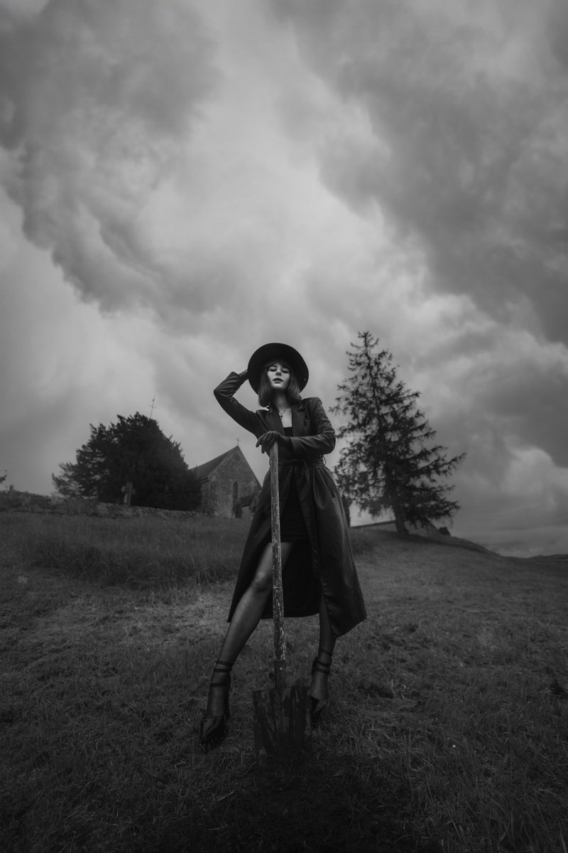 Je viens de me faire tromper pour la 203948200284920293820203838 fois. C’est bien ça va me faire des nouvelles idées de photo dans ce genre.