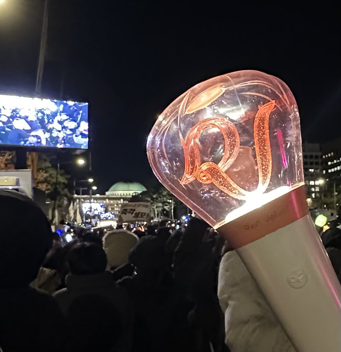 fi1txr's tweet image. 만봉이 발광 질문 많이 해주시는데 만봉이 꽤나 밝아요 만봉이 기죽지마...