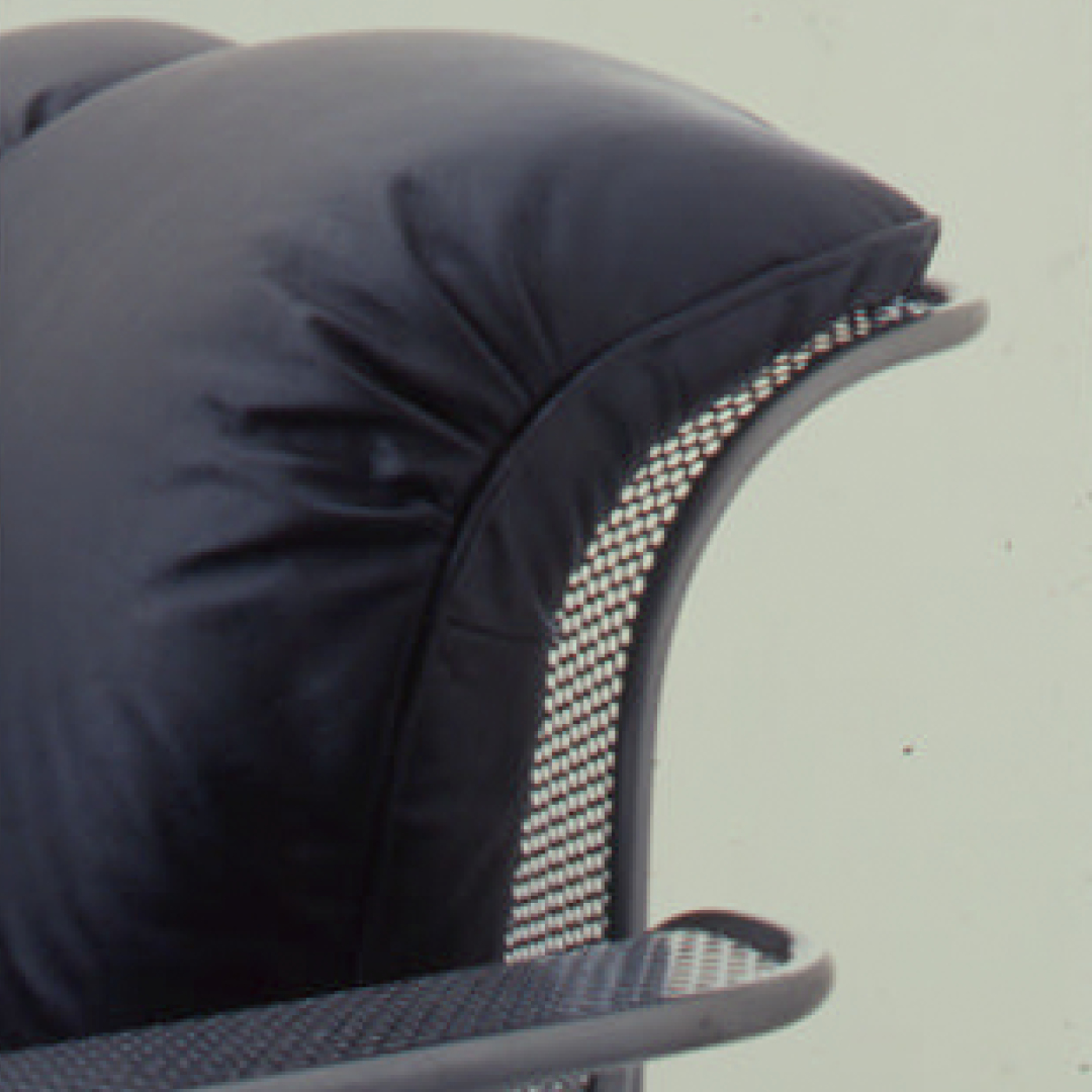 omk_1965's tweet photo. Launched in the recession of the early 1970s, the Cassis sofa used perforated steel, but plump cushions and strongly graphic fabrics softened its impact at a time when nostalgia was becoming the dominant force in design.

#OMKDesign #RodneyKinsman  #MidCenturyModern #Interior ... https://t.co/EvH3EZAeDQ