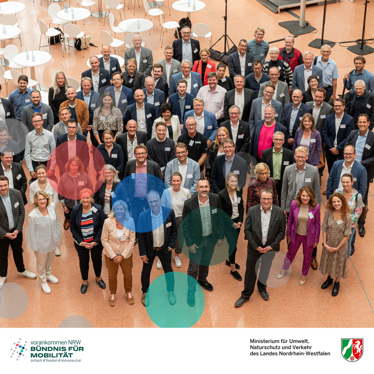 🎯 Jetzt neu: Ab sofort finden Sie uns auch auf LinkedIn 👋 Mit dem zusätzlichen Kanal möchten wir den Austausch mit Ihnen stärken, um gemeinsam an der #Mobilität von heute und morgen weiterzuarbeiten. Folgen Sie uns gerne! 🤝  linkedin.com/company/buendn…