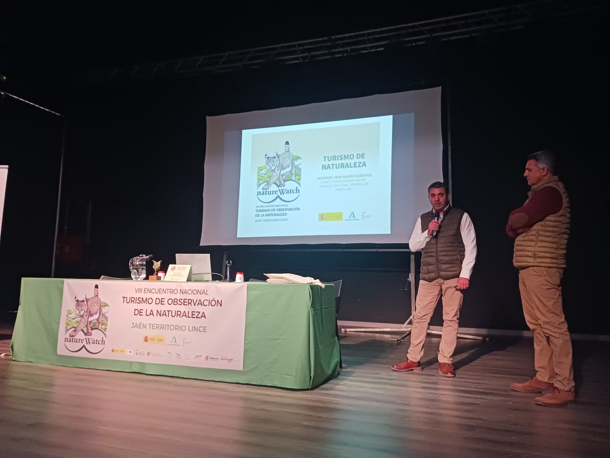El viernes por la mañana seguimos disfrutando de ponencias sobre los recursos de #jaénterritoriolince con <a href="/birds_lynx/">Birds&Lynx ECOTOURISM</a> , El Gato Calvo y AstroÁndalus, así como el equipo de dirección de los p. nat. Despeñaperros y S. Andújar.
#encuentronaturewatch #jaénparaísointerior