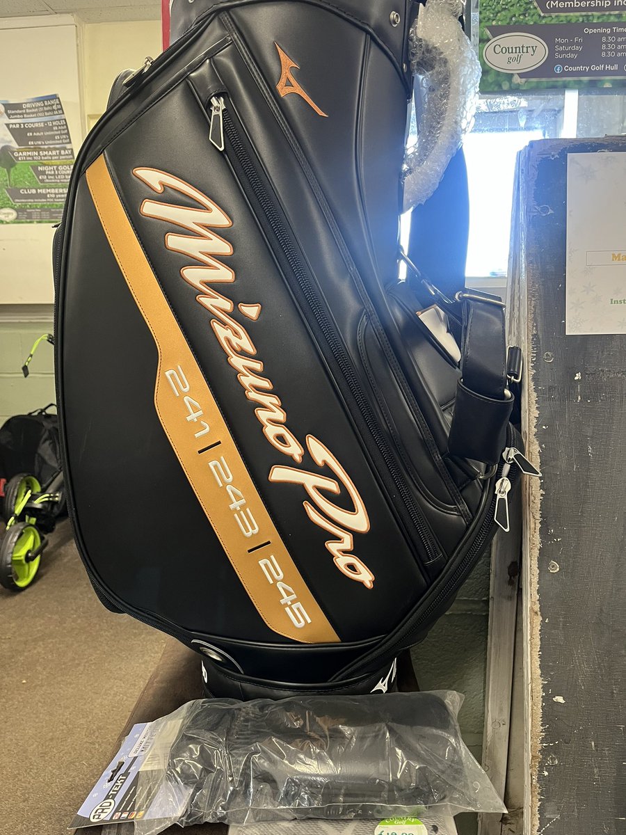 @CountryGolfHull (@countrygolfhull) on Twitter photo Only 9 numbers left on our SECRET SANTA RAFFLE!
Numbers 11,20,21,22,30,32,39,45,47!
WIN THE MIZUNO LTD EDITION TOUR BAG WORTH £699!!
4 of these numbers have a Secret Santa Prize attached!!
£10 per ticket
<a href="/harrisonjohnboy/">John Harrison</a> <a href="/JoeAllenbyGolf/">Joe Allenby</a> <a href="/Hullbantam/">alex coope (hullbantam)</a> <a href="/MizunoGolfEU/">Mizuno Golf Europe</a> Only 9 numbers left on our SECRET SANTA RAFFLE!
Numbers 11,20,21,22,30,32,39,45,47!
WIN THE MIZUNO LTD EDITION TOUR BAG WORTH £699!!
4 of these numbers have a Secret Santa Prize attached!!
£10 per ticket
<a href="/harrisonjohnboy/">John Harrison</a> <a href="/JoeAllenbyGolf/">Joe Allenby</a> <a href="/Hullbantam/">alex coope (hullbantam)</a> <a href="/MizunoGolfEU/">Mizuno Golf Europe</a>
