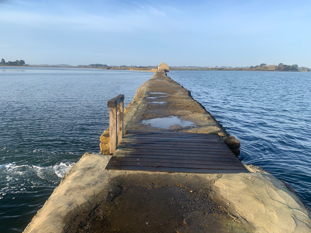 Pegen brav eo kaout ul labour a gas ac’hanout mont da bourmen war enez an Arzh dindan ☀️ miz Kerzu 
👍Gwened tolpad evit ar panelliñ e #bzhg <a href="/golfemorbihan/">Golfe du Morbihan Vannes Tourisme</a> <a href="/Vannesagglo/">Vannes Agglo</a>