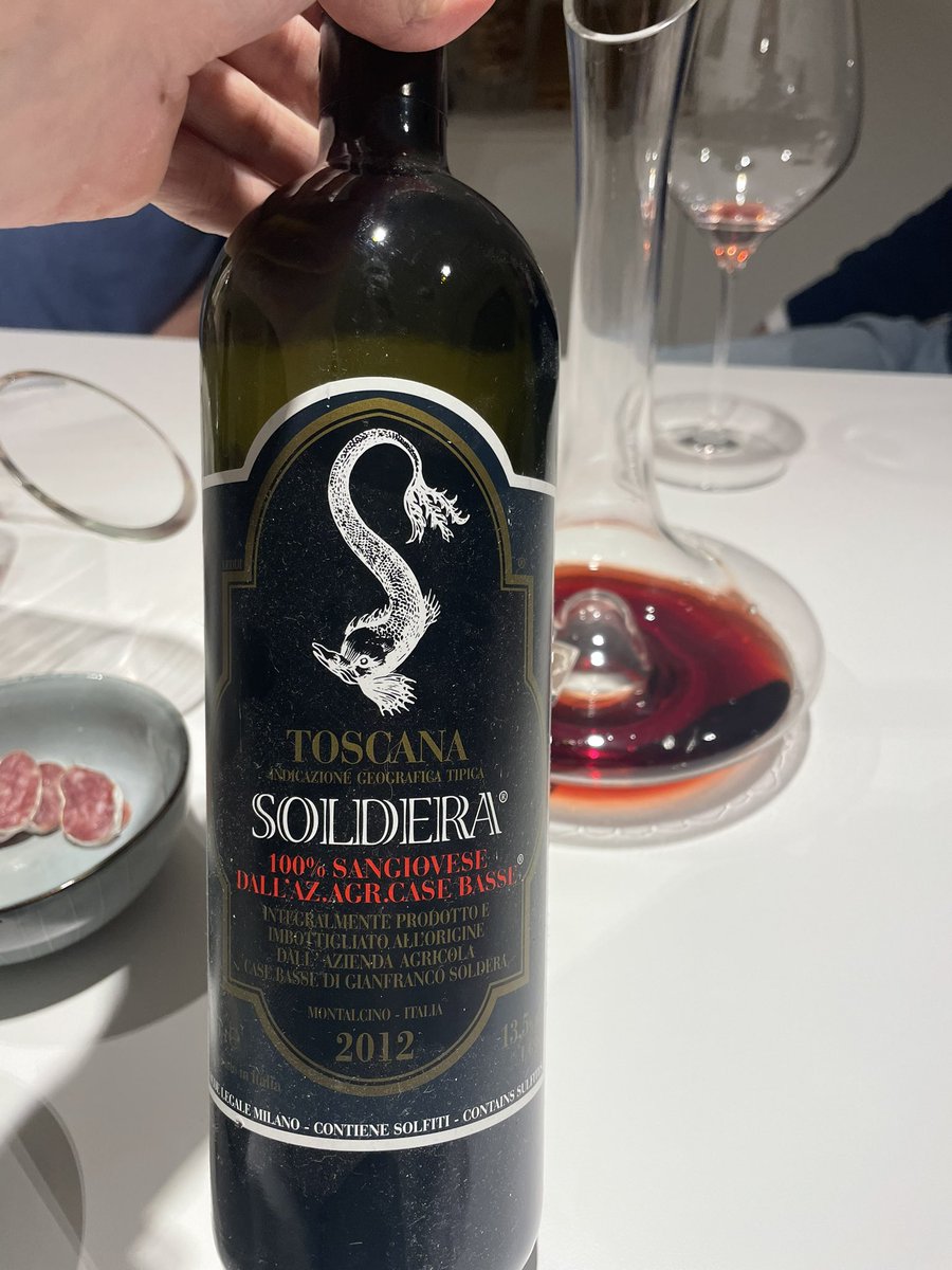 JonasLakiere's tweet photo. Best tasting 2024 ✅🫠 #roumier #soldera #pergoletorte https://t.co/51NGvxxiM3