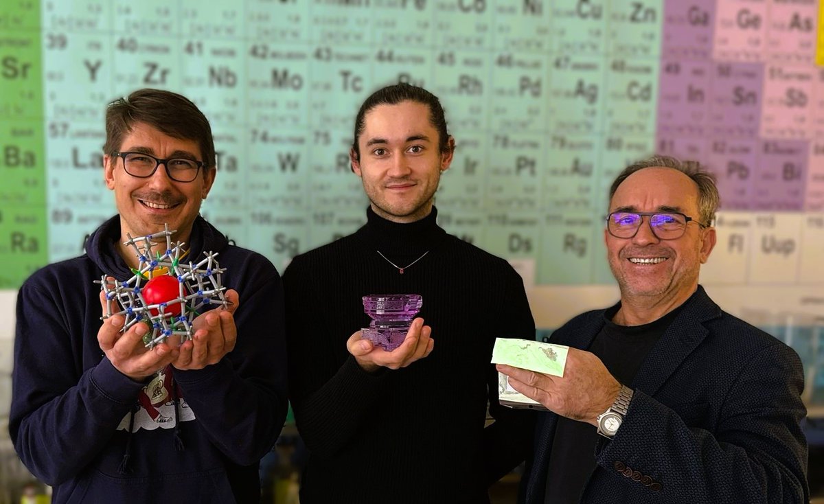 UNIWROC Chemistry (@wch_uwr) on Twitter photo Three wise man from our Faculty will start their research projects thanks to funding from <a href="/NCN_PL/">Narodowe Centrum Nauki</a>. W. Bury (<a href="/WojBur/">Wojciech Bury</a>) and E. Zych (<a href="/EugeniuszZych/">Eugeniusz Zych</a>) received #OPUS projects, and K. Prokop (<a href="/kacper_pro87162/">Kacper Prokop</a>) was awarded with the #Preludium grant. Good luck researchers! <a href="/uniwroc/">UNIWROC</a> Three wise man from our Faculty will start their research projects thanks to funding from <a href="/NCN_PL/">Narodowe Centrum Nauki</a>. W. Bury (<a href="/WojBur/">Wojciech Bury</a>) and E. Zych (<a href="/EugeniuszZych/">Eugeniusz Zych</a>) received #OPUS projects, and K. Prokop (<a href="/kacper_pro87162/">Kacper Prokop</a>) was awarded with the #Preludium grant. Good luck researchers! <a href="/uniwroc/">UNIWROC</a>