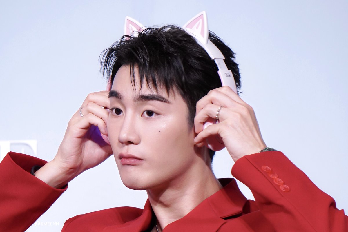 kmeenn_'s tweet photo. ✿11.02.24 | MELA X FORCE
แมวหนุ่ม 🐈⬛💗
//งานเมล่าเป็นงานที่แต่งรูปลงน้อยสุดละ ฟอสชุดแดง แบคดรอปฟ้า แสงสตูเหลือง แต่งยากสุดๆ สภาพพพ 🫠
#FirstTimeFirstLoveWithForce
#fforce_ @fforcejs
#kmeenories https://t.co/rQkpXXvqlx