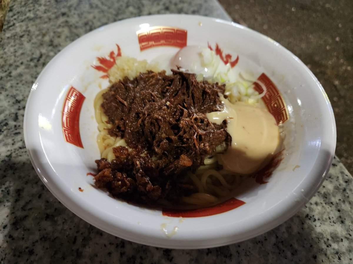 nqp07962's tweet photo. ラーメン万博in土浦
油虎
牛すじ肉パンチ油そば
油虎セット

ラストオーダーに滑り込みです
ウマすぎです
2杯食べればよかったです
幸せな時間をありがとうございました
#ラーメン万博
#油虎
#タイガーパンチ
#肉の番人 https://t.co/AZY97pfzHO