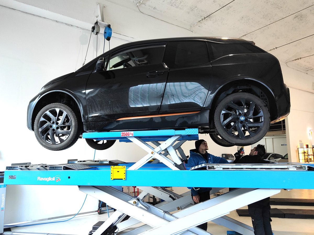 Ectech_ch's tweet photo. Heute bei https://t.co/2WMwKQMD7A
*************************
End of Warranty Check - BMW i3 😇

#ectech.ch #tesla #elekroauto #service #wartung #endofwarrantycheck #reparatur #optimierung https://t.co/97zuGhuIKQ