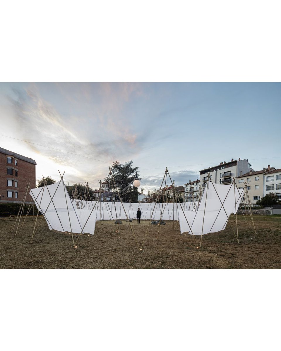 COACGirona's tweet photo. #PremisArqGi 2024

▪️ Ritual a Olot

✍️ NUA arquitectures @NUAarq

📷 Adrià Goula

🏅 Premi Paisatges 2024.

ℹ️ https://t.co/YWd0dT8BKf https://t.co/T3YNdduZ5n