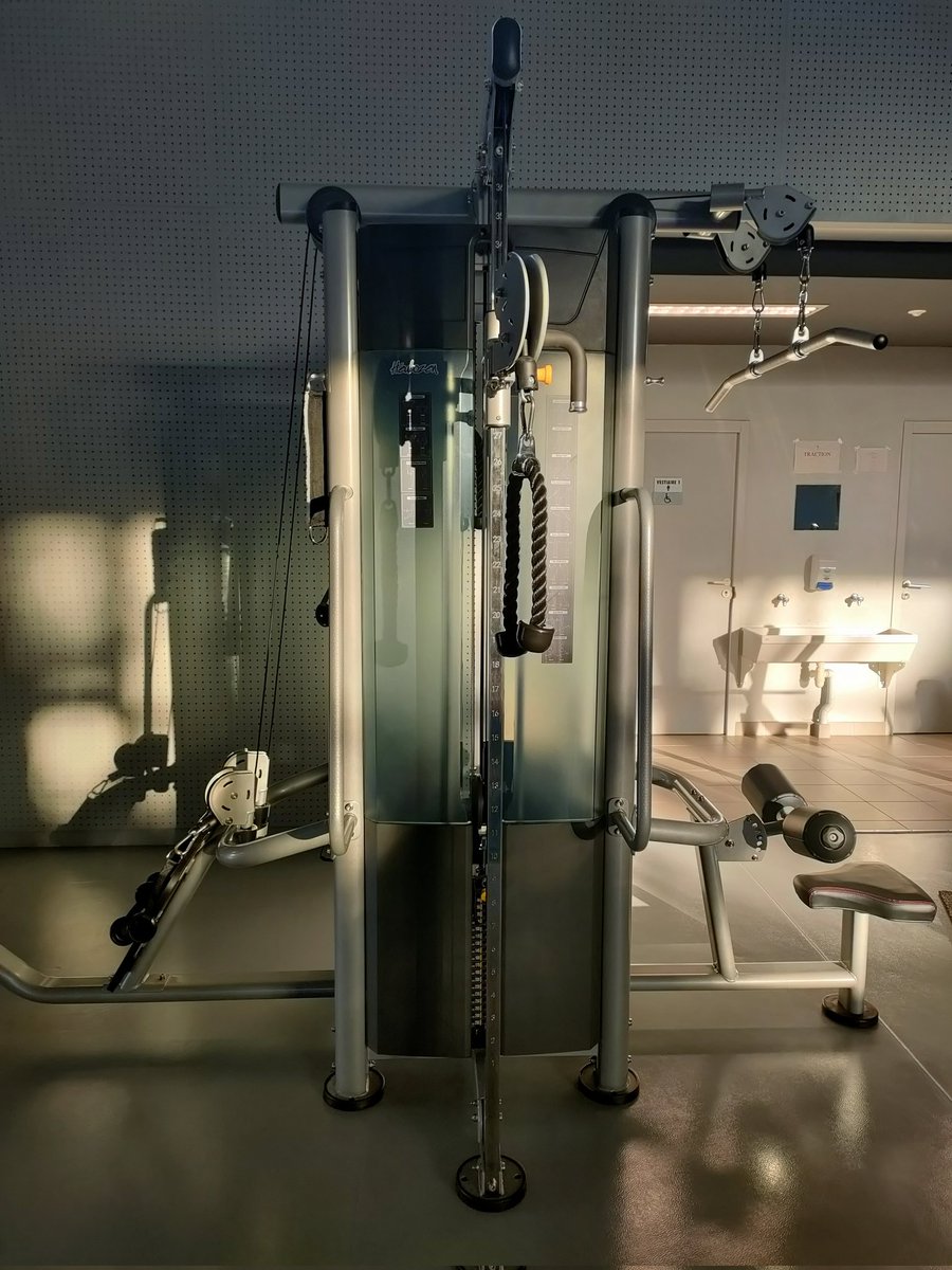 AudibertiLyc's tweet photo. Dotation @MaRegionSud pour la salle de musculation. #PRELP
Un matériel qui complète les installations et étoffe les menus du bac @EpsAcNice
@serge_amar https://t.co/7dIfBr9Dj5