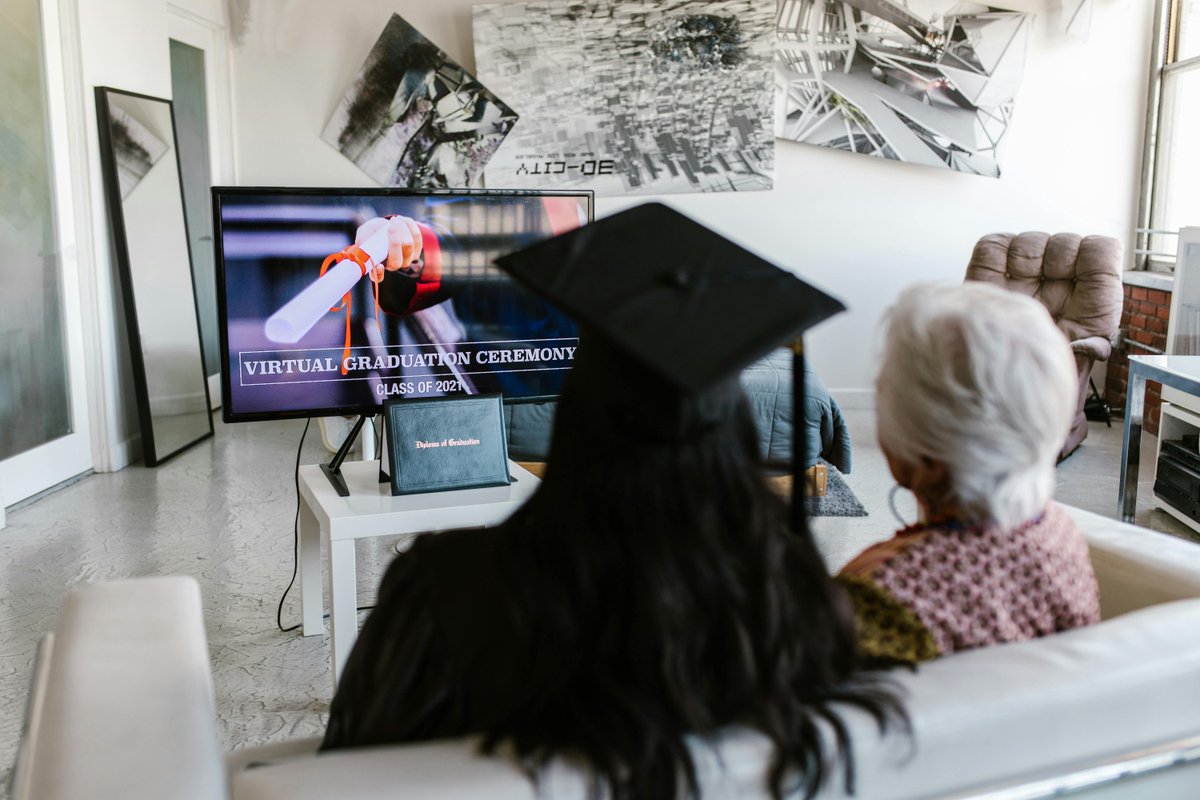 UTIX_US's tweet image. 🚀 Virtual events aren’t just a trend—they’re here to stay. UTIX supports digital ticketing for livestreams, VR events, and more, offering global reach without the overhead of physical venues.