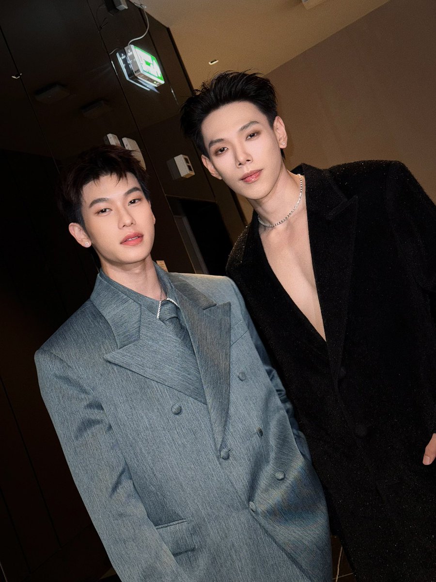 OPENLABEL_TH's tweet photo. ขอนิยามลุคในวันนี้คนละหนึ่งครับ ❤️‍🔥
DAOU OFFROAD x Spotify 2024 #WrappedLiveTH2024xOUROAD https://t.co/5HaUfR5DGv