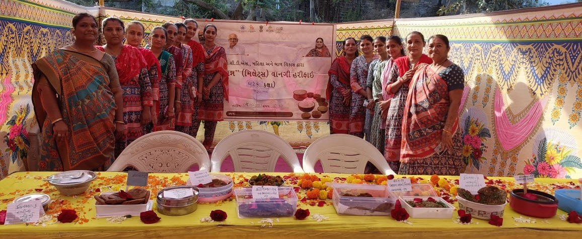 Infoamreligog's tweet photo. અમરેલી જિલ્લાના ચાડીયા, બાબરા, બગસરા, ધારી, જાફરાબાદ, ખાંભા, લાઠી, લીલીયા, રાજુલા, સાવરકુંડલા અને મોટી કુંકાવાવ સહિતના સ્થળોએ ખાતે રવી કૃષિ મહોત્સવ કાર્યક્રમ યોજાયો. @CMOGuj @InfoGujarat @CollectorAmr @ddoamreli https://t.co/IrpWCVoQgr