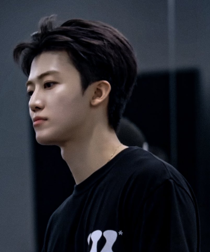 까우 lll tweet media