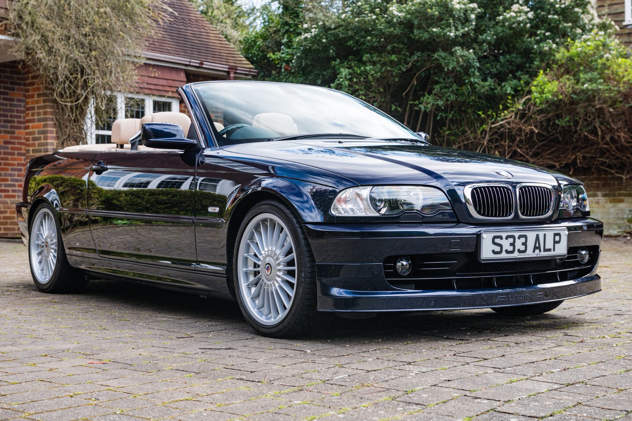 スキー Alpina R 4.0 ALPINA(アルピナ)2023-2024NEWモデルのヘルメット・ゴーグル