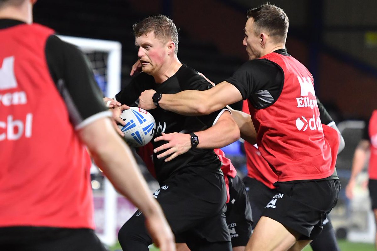 WidnesRL's tweet photo. 📸 Pre-season snaps!

#COYV 🧪 #WeAreWidnes | @rlpix https://t.co/IZvfn9ydB1