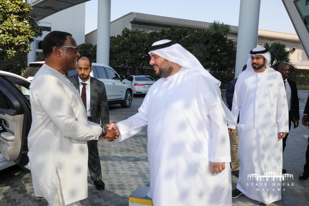 LAZARUSCHAKWERA's tweet photo. Fruitful meeting with Hasan Alsuwaidi - Minister of Investment and Group Chief Executive Officer of the Abu Dhabi Holdings. Agenda was on reliable fuel supply deals &amp; possible #UAE investments in Malawi refineries. 
#Zikutheka https://t.co/4toYAbVIH7