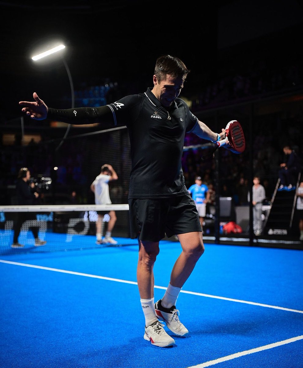 No tengo palabras para describir lo que siento la retirada de Bela. Son años y años viendo al mejor jugador de la historia, que se retira tras 30 años en la élite

No habrá uno igual. GOAT 🐐