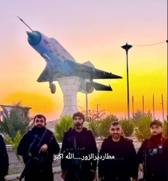 🔴 Deyrizor havalimanı YPG-PYD Kontrolünde.