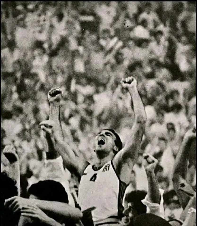 velis_cy's tweet image. Γιορτάζει σήμερα ο «Άγιος Νικόλαος» του Ελληνικού αθλητισμού
#happynameday #Γκάλης