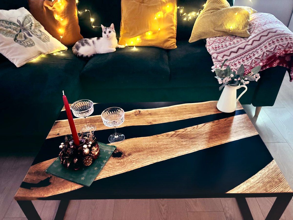Polar_Wood's tweet photo. 🌳 Polar Wood presents: an exclusive handmade coffee table! ✨

This unique table combines the natural beauty of oak with the elegance of black epoxy resin. Every piece is handcrafted with attention to detail to bring style and warmth to your home. https://t.co/1QiN20ALQp
