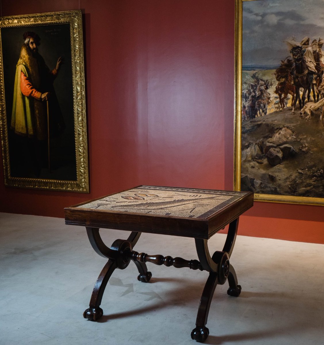 APanxon's tweet image. Misión cumplida. El mosaico ya está en España. Joya del patrimonio arqueológico gallego, en las próximas semanas será cedido al Concello de Nigrán para su exposición pública.