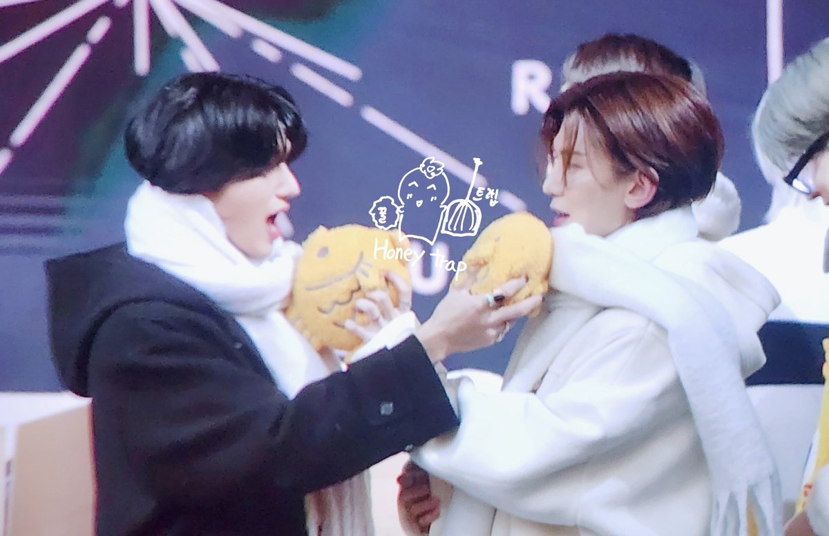 HT_0615's tweet photo. 241206 애플뮤직 대면팬싸

오늘의 여우즈🐠🐡🐟

#여상 #YEOSANG
#에이티즈 #ATEEZ 
#도베르만증거사진들ㅎㅎ https://t.co/uwyH8kIesz