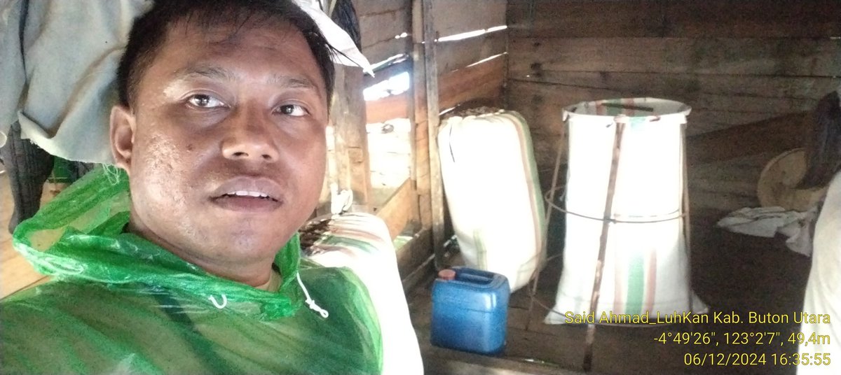 SaidAhmadSri1's tweet photo. Jumat, 06/12/2024, Said Ahmad LuhKan Kab. Buton Utara. Monitoring hasil penen Rumput Laut Eucemma cottoni Pak Sanuru sekitar 240 kg dengan harga Jual Rp. 13.000/kg kering di Kel. Bone Lipu Kec. Kulisusu
#GiatLuhKanSatminkalMaros
#luhlapor
#BRPBAP3_MAROS
#brsdm_kp https://t.co/H99Dv8HXkB