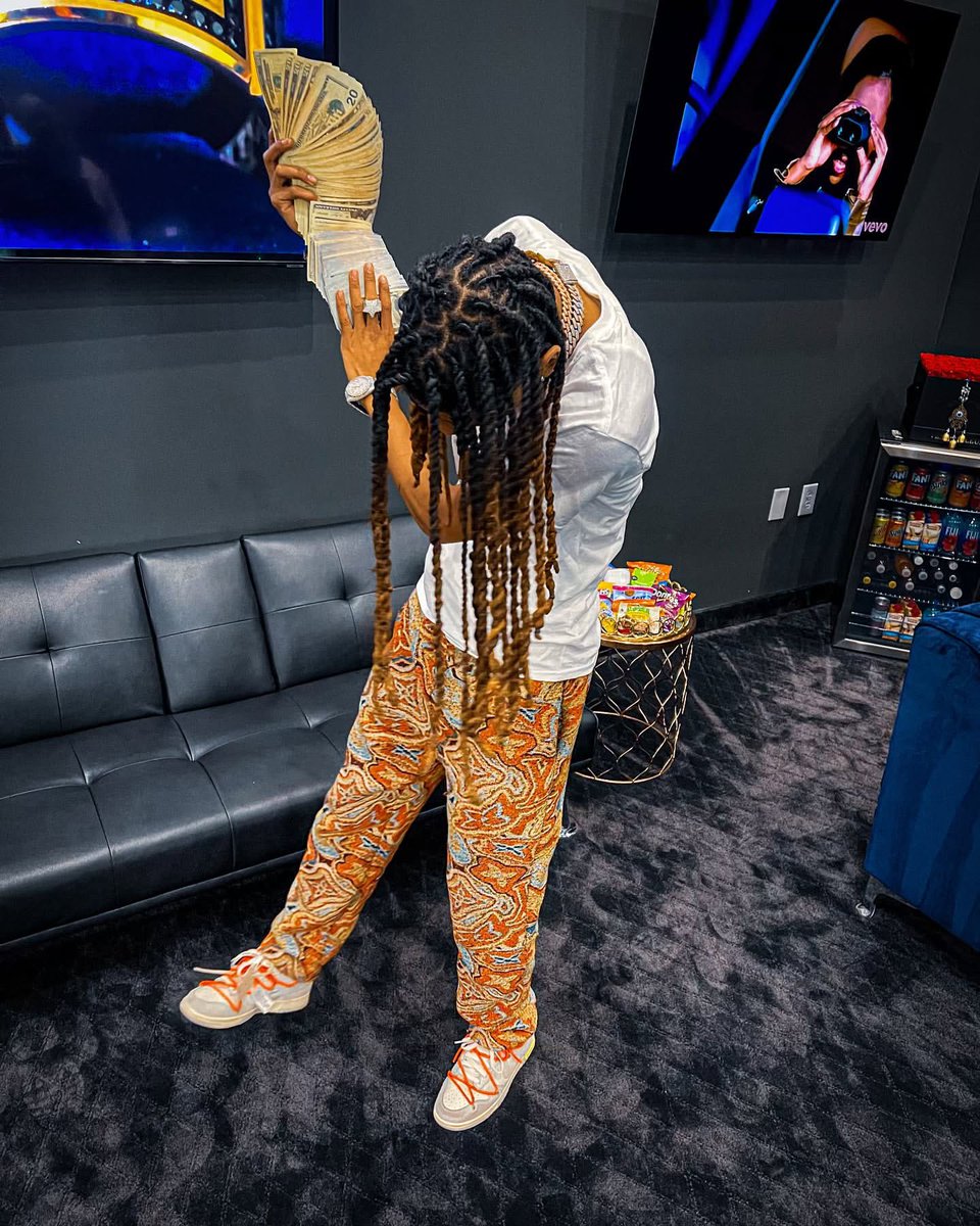 DaPgPlug's tweet image. ig: backendbeezy__