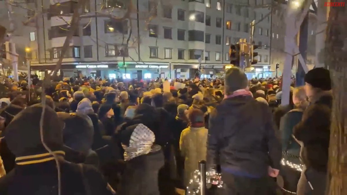 Helsinki ilman natseja tweet media