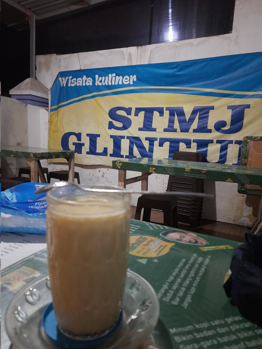 MSapoetra1300's tweet photo. Alhamdulillahh...tdi sore sempet kehujanan..ngeSTMJ dlu aj lah biar anget,, cz tdi ud dicrootin 💦💦💦💦 sma SOMEONE in there thanks !!!! 
#GayMalang 
#STMJ https://t.co/ijDz7Pisgj